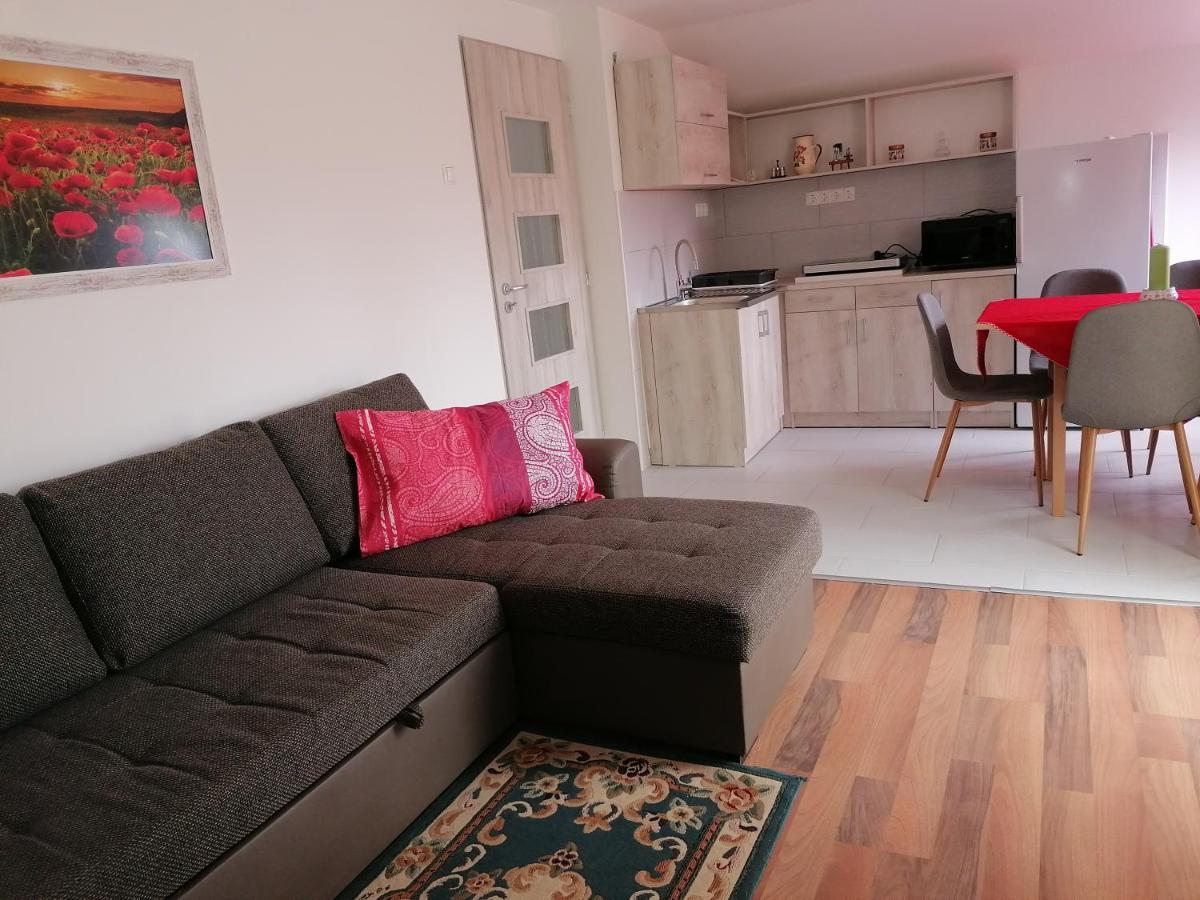 Mimi Vendeghaz Appartement Siófok Buitenkant foto